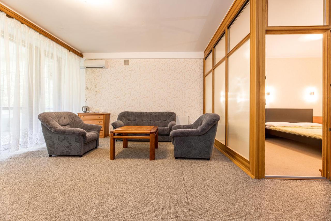 Apartamentai Auska بالانغا المظهر الخارجي الصورة